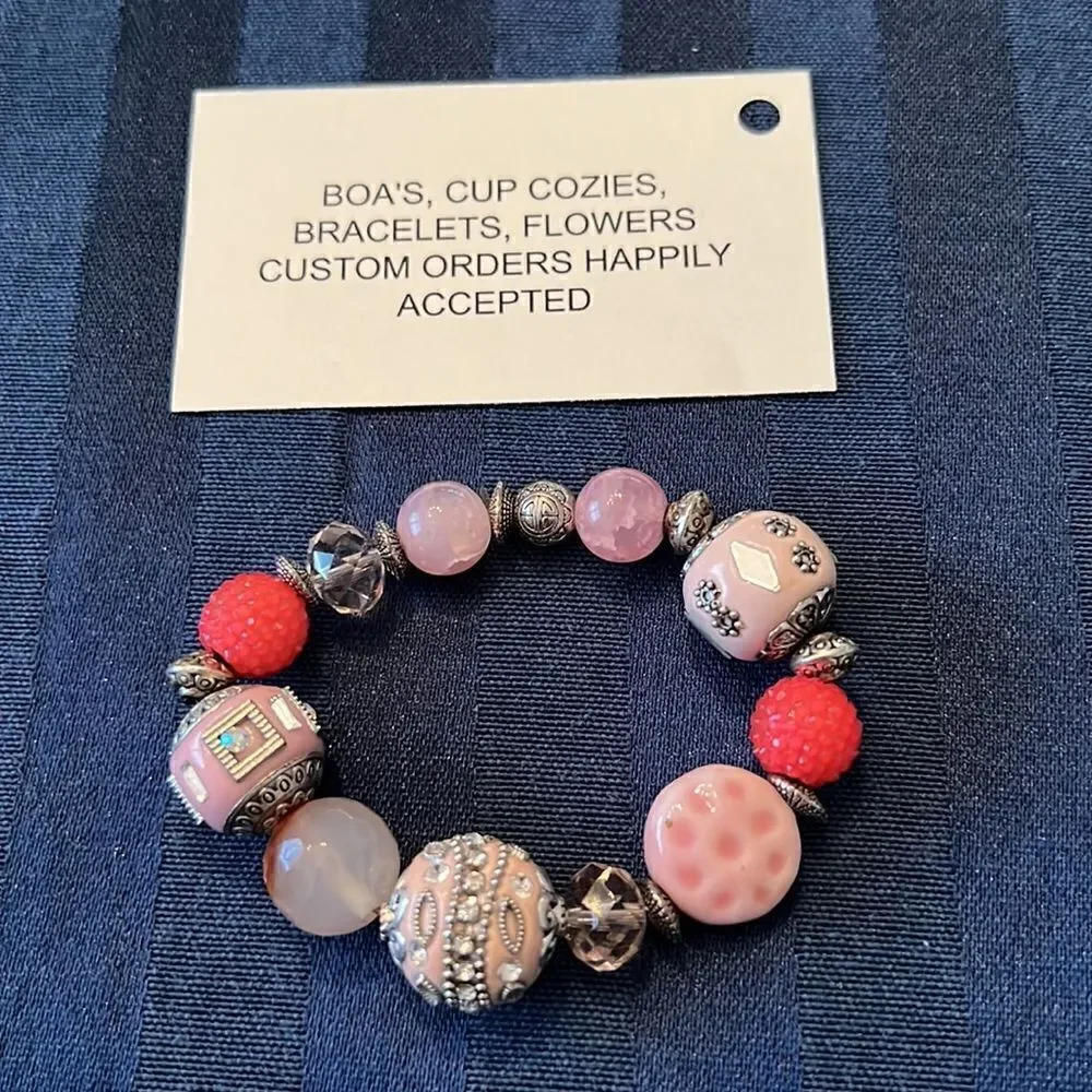 NWT Angelas Designs handmade stretchy Pink silver beaded bracelet